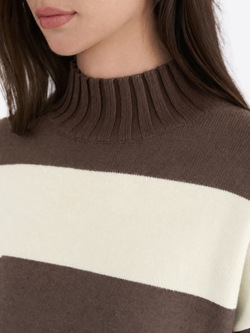 Pull-over Imily Bela en marron