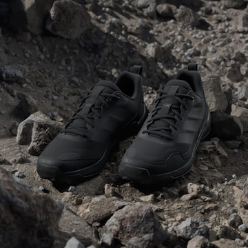 Chaussure basse 'Eastrail 3' ADIDAS TERREX en noir