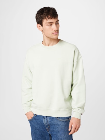 LEVI'S ® - Sweatshirt 'Red Tab Sweats Crew' em verde: frente