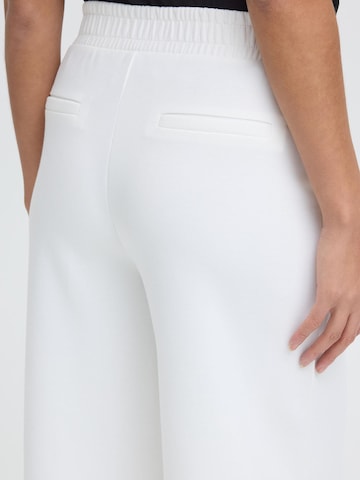 Oxmo Regular Pleated Wide Pant in Weiß