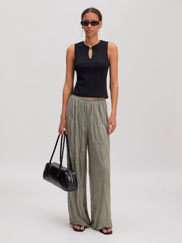 EDITED Top 'Hadia' in Schwarz