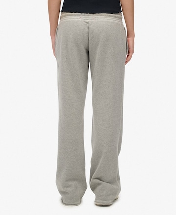 Superdry Loosefit Broek 'Essentials' in Grijs