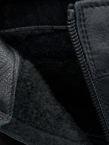 Estro Hög sneaker '4904' i svart