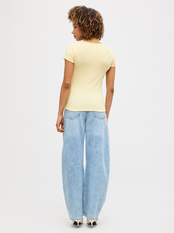 GAP Тениска в жълто: отзад