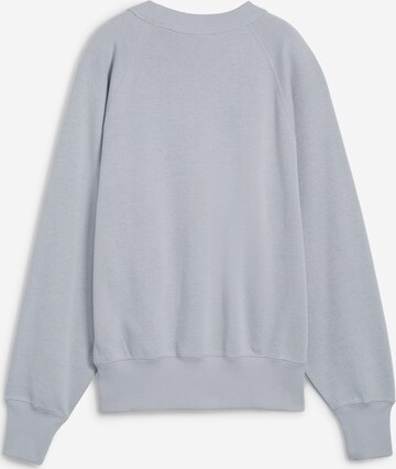 PUMA Sweatshirt 'CLASSICS' in Grau