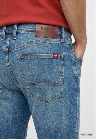 MUSTANG Tapered Jeans in Blue