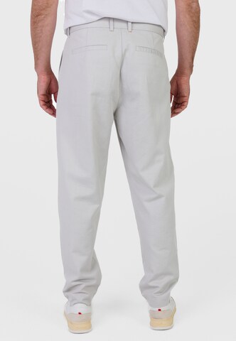 Kleinigkeit Normální Kalhoty se sklady v pase 'Amadeus' – bílá