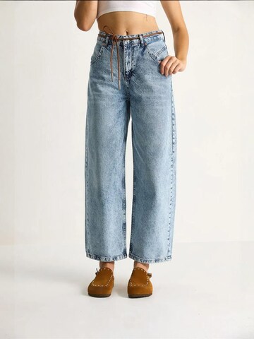 Loosefit Jeans di Bianco Lucci in blu: frontale