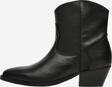 MANGO TEEN Boots in Black: front