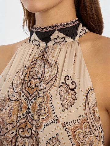 Ana Alcazar Jurk 'Deani' in Beige