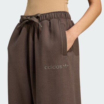 Effilé Pantalon 'Essentials' ADIDAS ORIGINALS en vert
