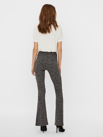 VERO MODA Flared Pants 'VMKAMMA' in Grey