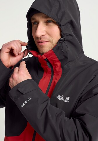 JACK WOLFSKIN Performance Jacket in Red