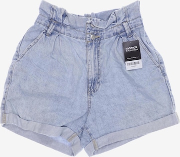 Bershka Shorts in S in Blue: front