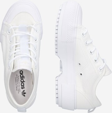 ADIDAS ORIGINALS - Zapatillas deportivas bajas 'Nizza Trek Low' en blanco