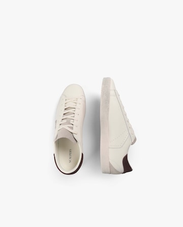 Scalpers Trampki niskie 'Schenry' w kolorze biały