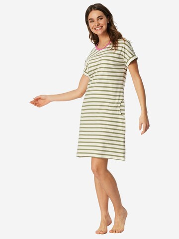 SCHIESSER - Camiseta de noche ' Casual Essentials ' en verde: frente