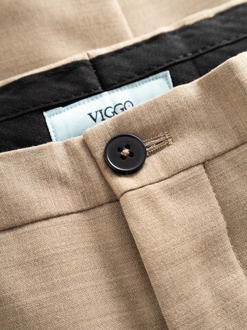 Coupe slim Pantalon à plis 'Ostfold' Viggo en marron