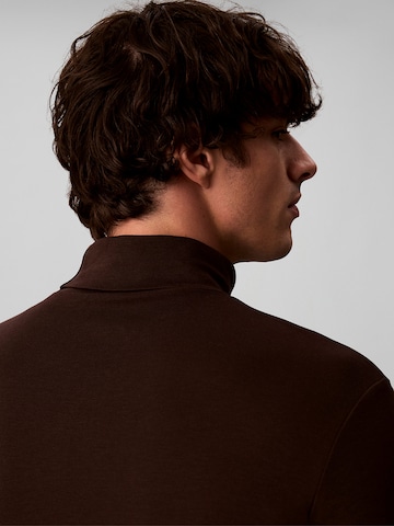 Calvin Klein Regular Shirt in Bruin