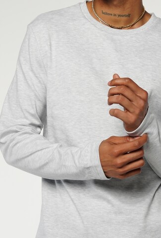 T-Shirt Eoselio en gris