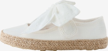 balta Next Pusbačiai: priekis