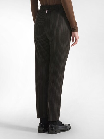 Slimfit Pantaloni di DEHA in nero