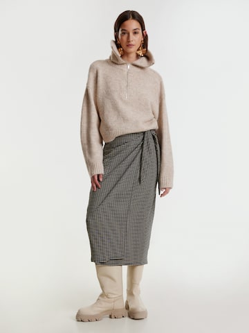 EDITED Sweater 'Zadie' in Brown