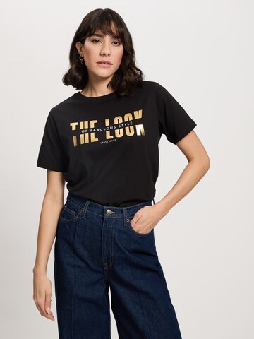 CROSS JEANS T-Shirt in Schwarz: Vorderseite