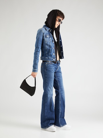 Tommy Jeans Φθινοπωρινό και ανοιξιάτικο μπουφάν 'Vivianne' σε μπλε