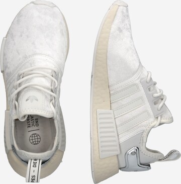 Baskets basses 'NMD R1' ADIDAS ORIGINALS en blanc