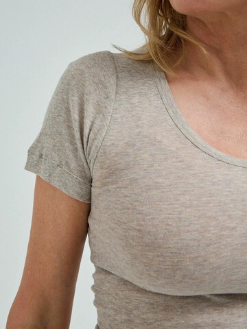 Seamless Basic Paita 'Roseanna' värissä beige