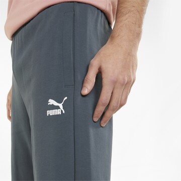 Regular Pantaloni sport de la PUMA pe gri