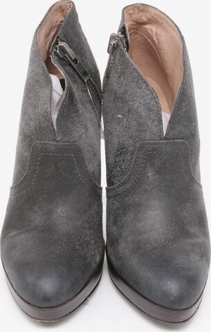 Frye Stiefeletten 37,5 in Grau