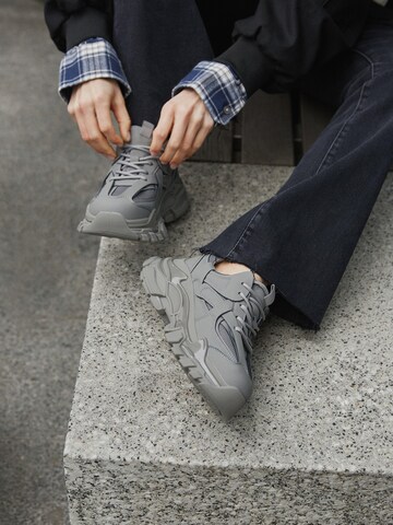 ES8 Sneakers '123-3' in Grey