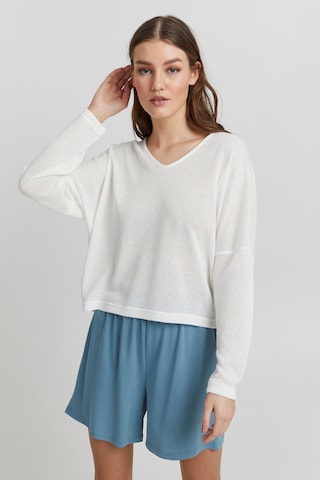 Oxmo Sweater 'KATLA' in White: front