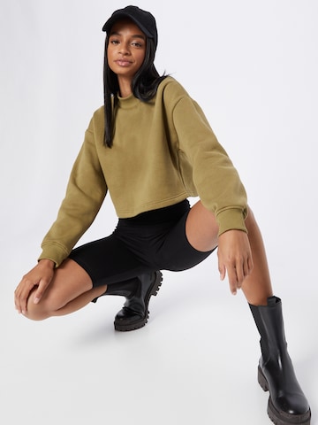 Urban Classics Sweatshirt in Groen