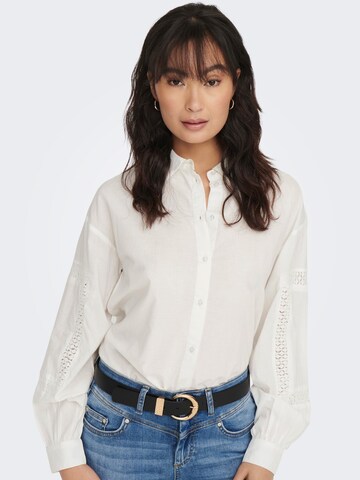 JDY Blouse 'SMILLA' in White: front