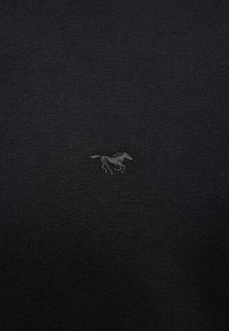 MUSTANG Sweatshirt 'Clio' in Schwarz