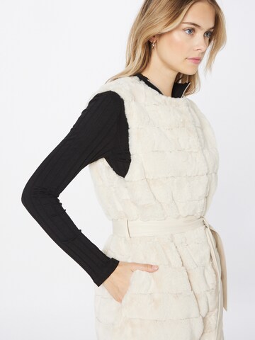 Gilet 'Kimberly' di VILA in beige