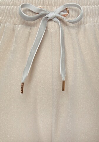 LASCANA Loungewear in Beige