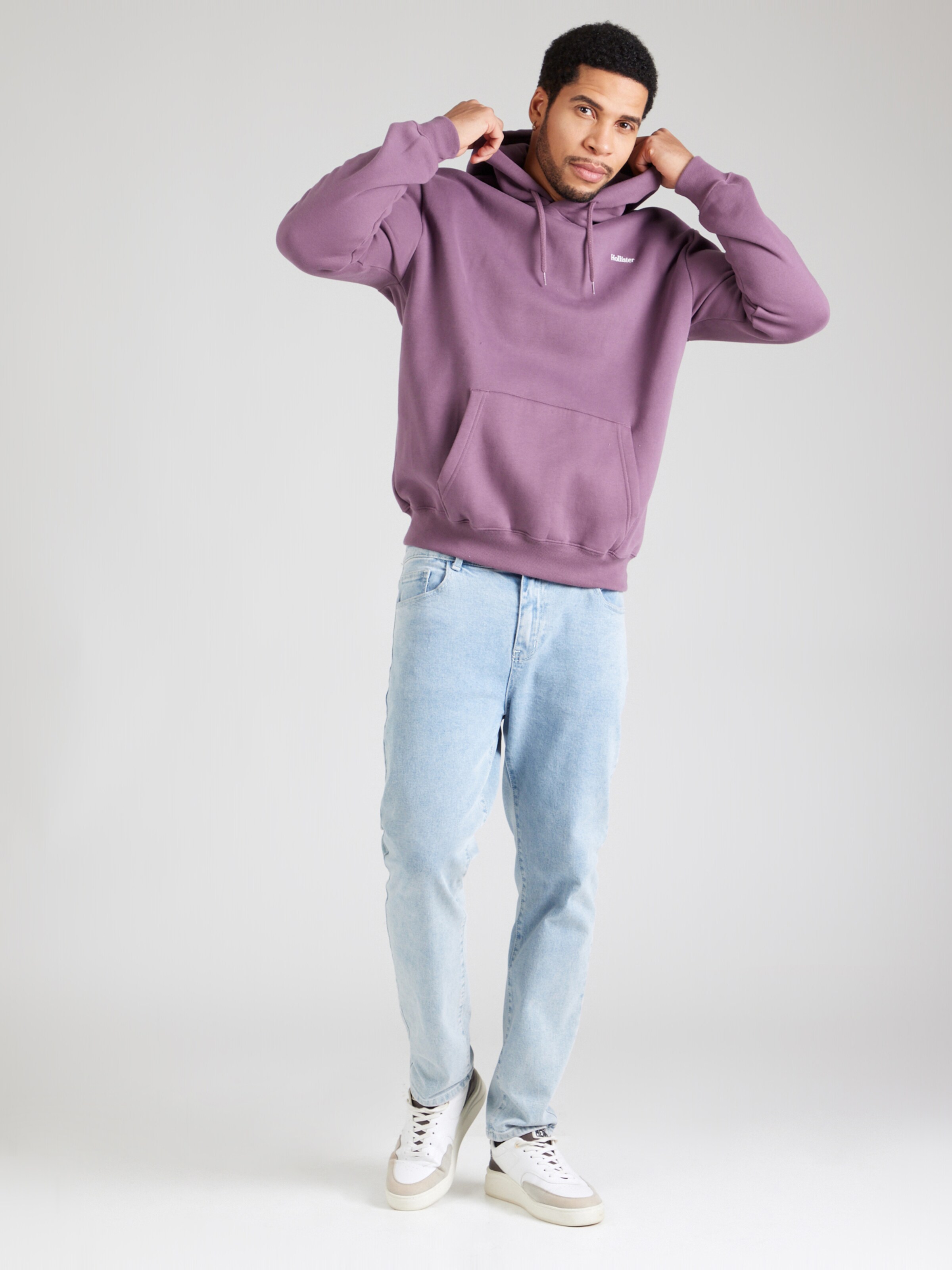HOLLISTER Sweatshirt in Purple ABOUT YOU