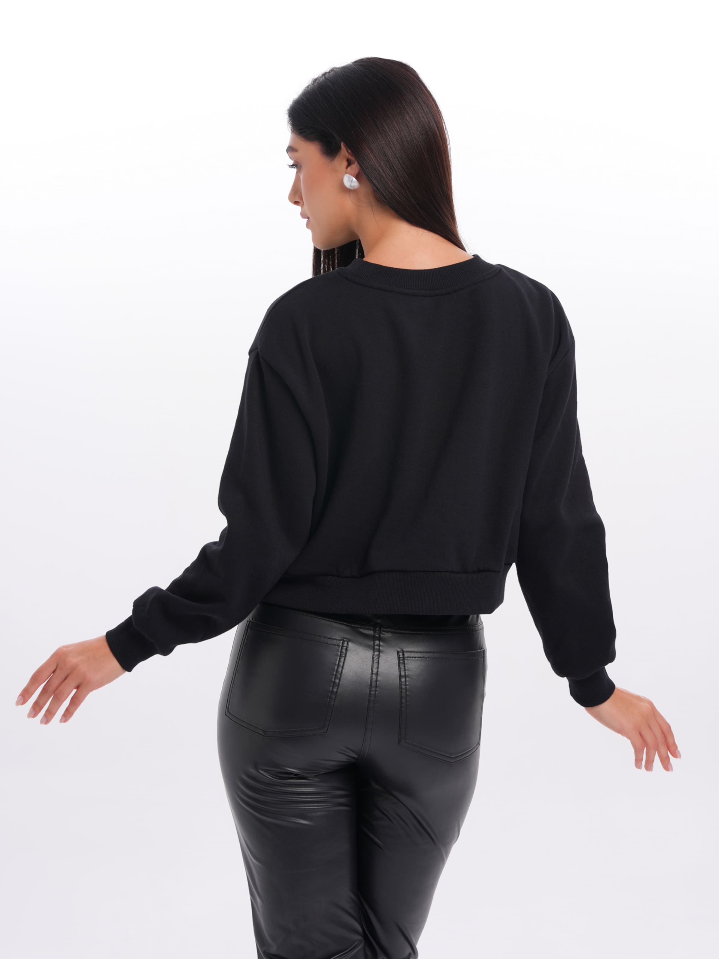 MYLAVIE by Sarah HarrisonSweater majica - crna boja