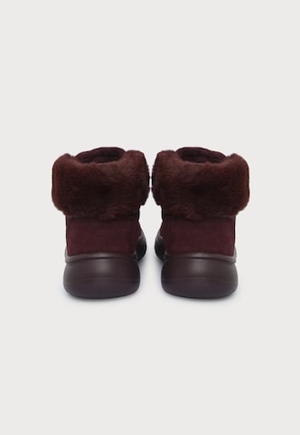 SKECHERS Botki sznurowane 'ON-THE-GO ENCORE - MAISIE' w kolorze czerwony