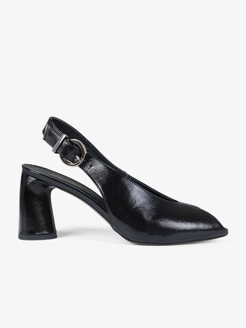 ANCAMY Sandals in Black: front