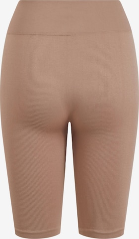 VILA Skinny Shorts 'Seamlie' in Braun