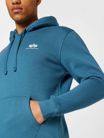 ALPHA INDUSTRIES Regular Fit Sweatshirt in Blau