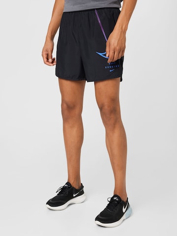 NIKE Regular Sports trousers 'Challenger' in Black: front