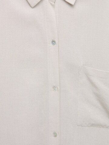 Pull&Bear Blouse in Beige