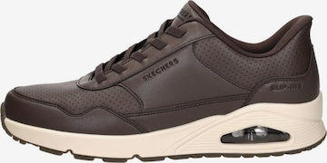 SKECHERS Sneakers laag 'Slip-Ins: Uno - Banksia Luxe' in Bruin: voorkant