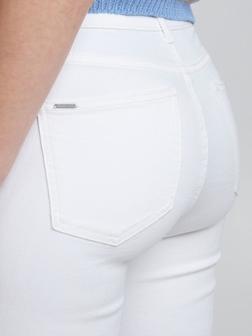b.young Slimfit Jeans 'Lola' i hvid